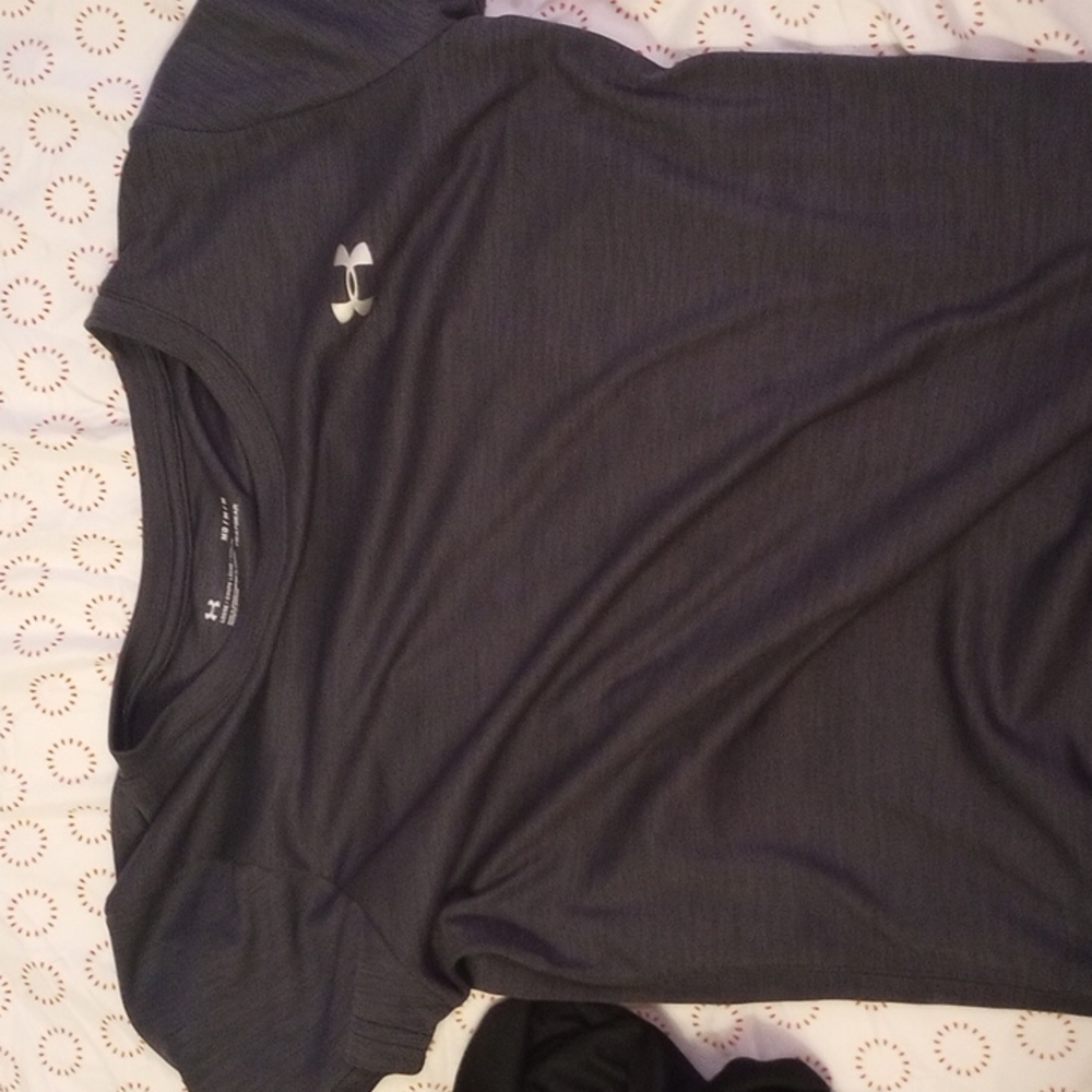 Under Armour heatgear womens shirt